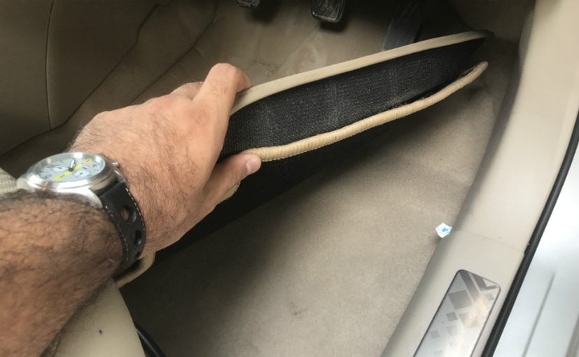 how to tell if a car was in a flood